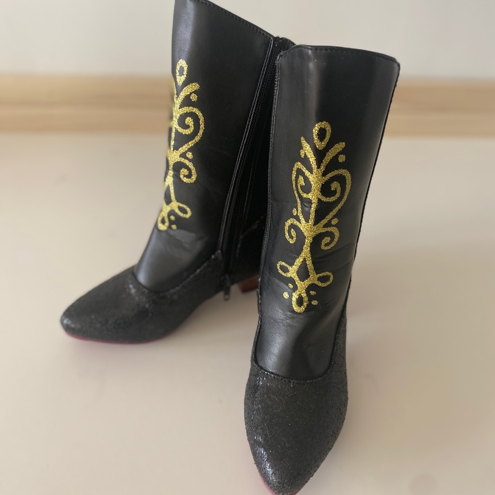 Disney Frozen 2 Anna Boot NEVER WORN